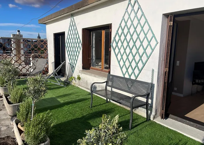 Chez Male -Appartement Avec Grande Terrasse Et Parking Pres Du Parc Jourdan - Centre Ville